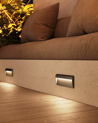 Casa 12 in Exterior Wall/Step Light