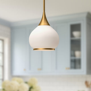 Hazel 10 in Pendant